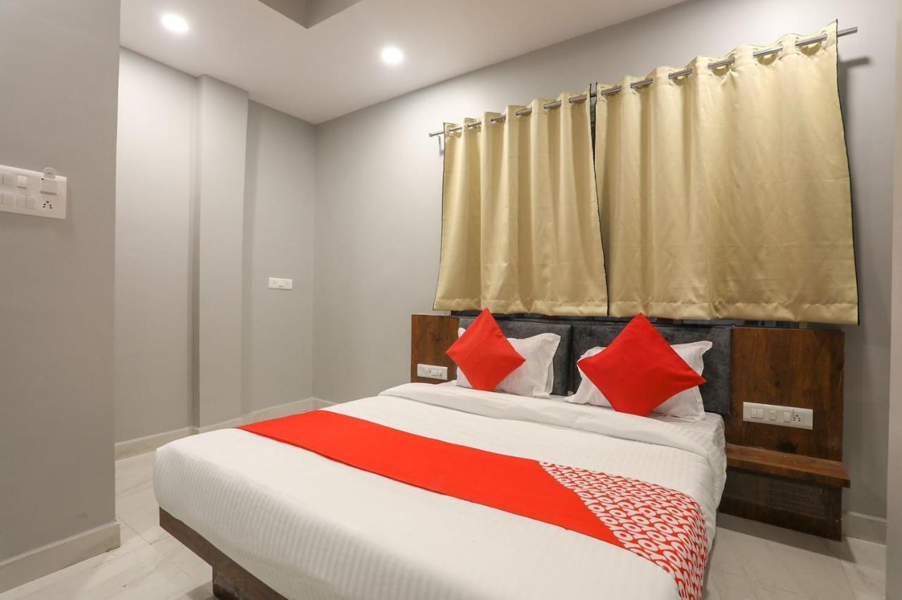 Hotel Shankar Удджайн Екстер'єр фото